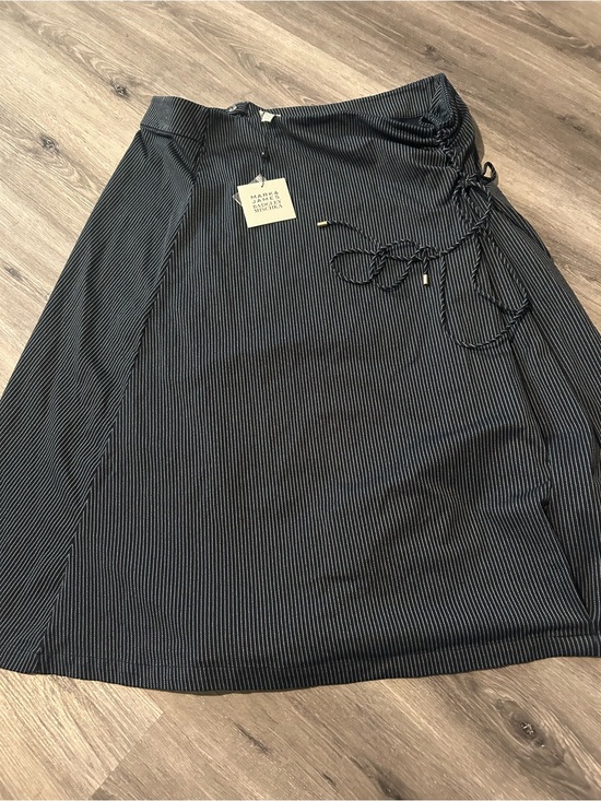 Badgley Mischka Dresses & Skirts - Mark & James Badgley Mischka Navy Pinstripe A-Line Skirt with Side Tie Size 3XL